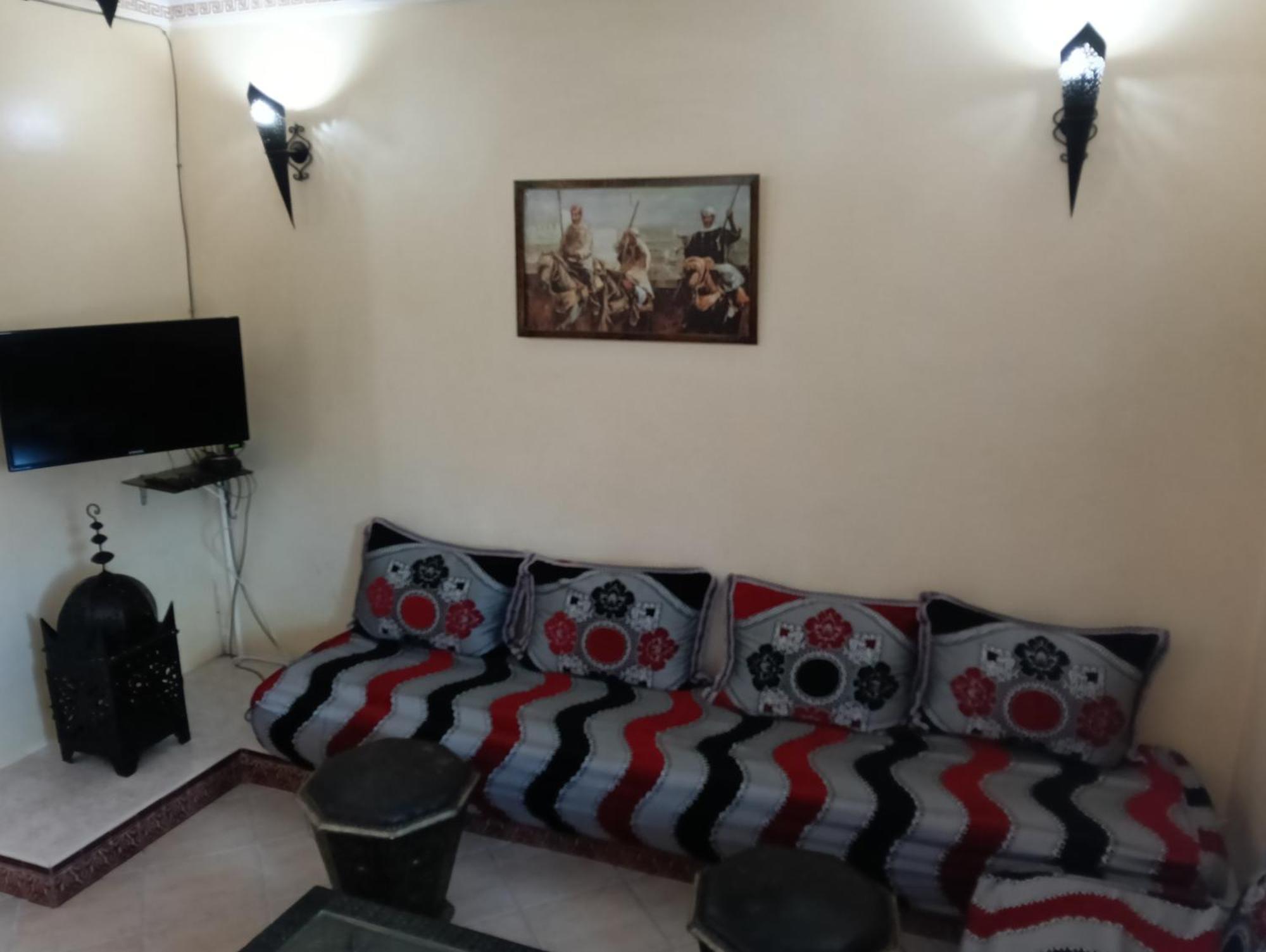 Charmant Appartement Dans Un Quartier Chic Et Calme Маракеш Екстериор снимка